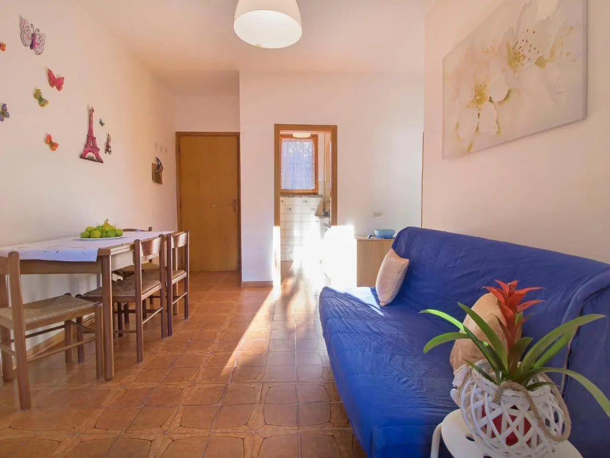 Locazione Turistica Pratoranieri Mare-1 Apartment Casa Sant'Eugenia Italy