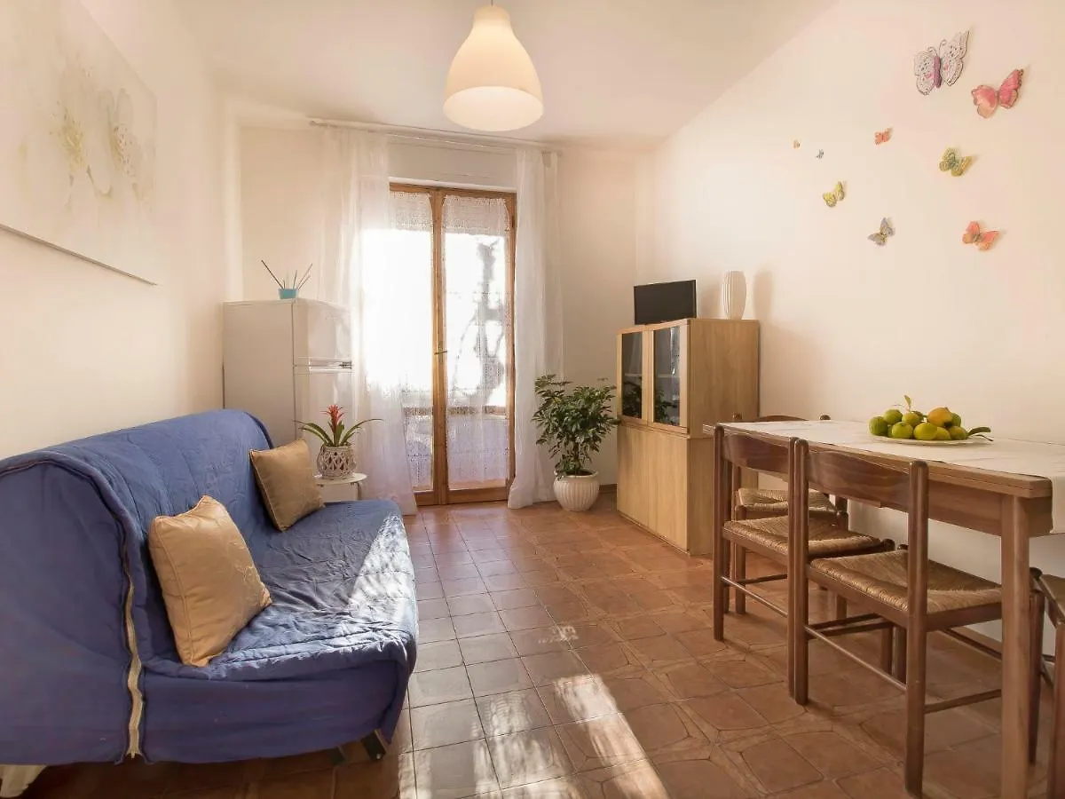 Locazione Turistica Pratoranieri Mare-1 Apartment Casa Sant'Eugenia